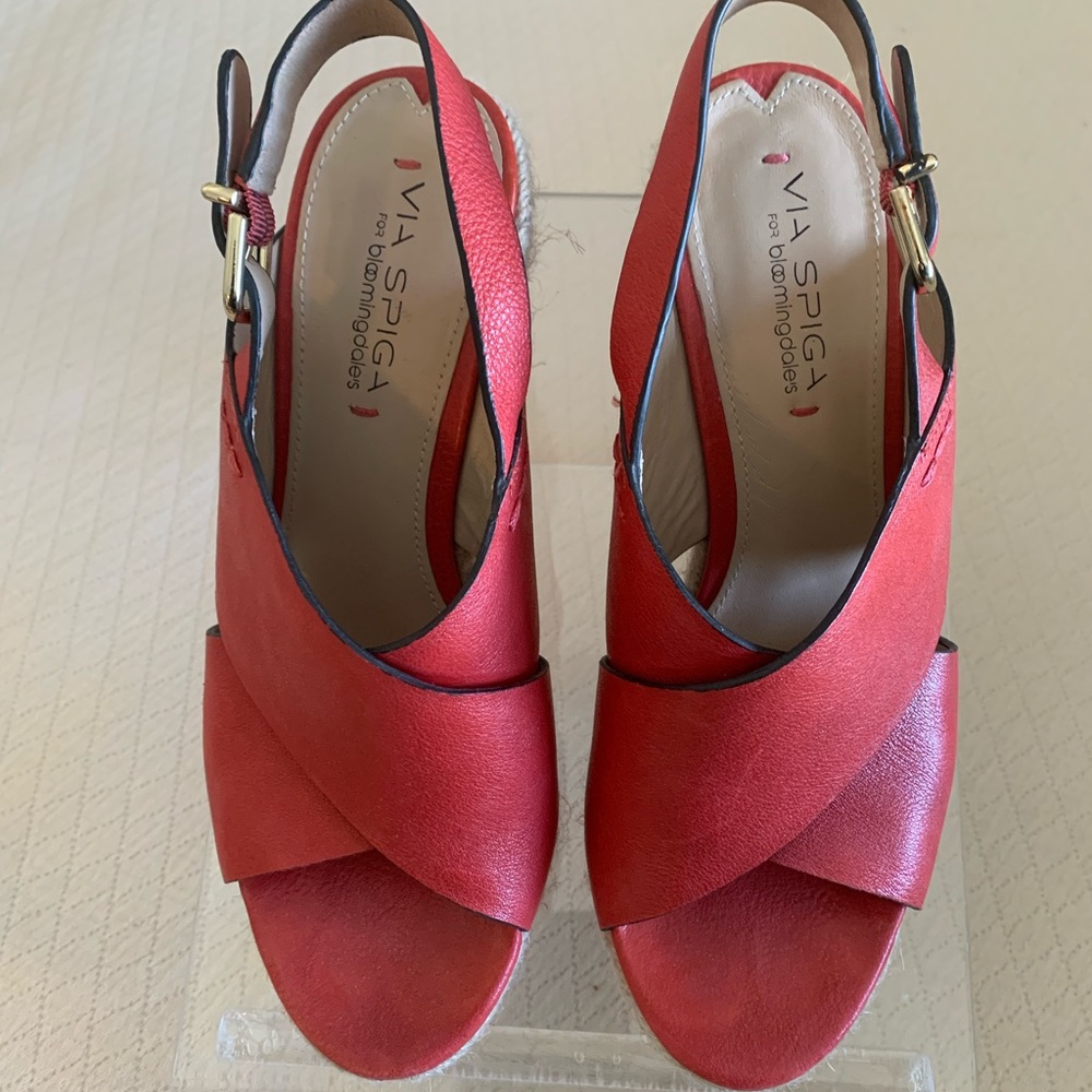 Via Spiga Coral colored Leather Wedge Sandals - Size 7.5M